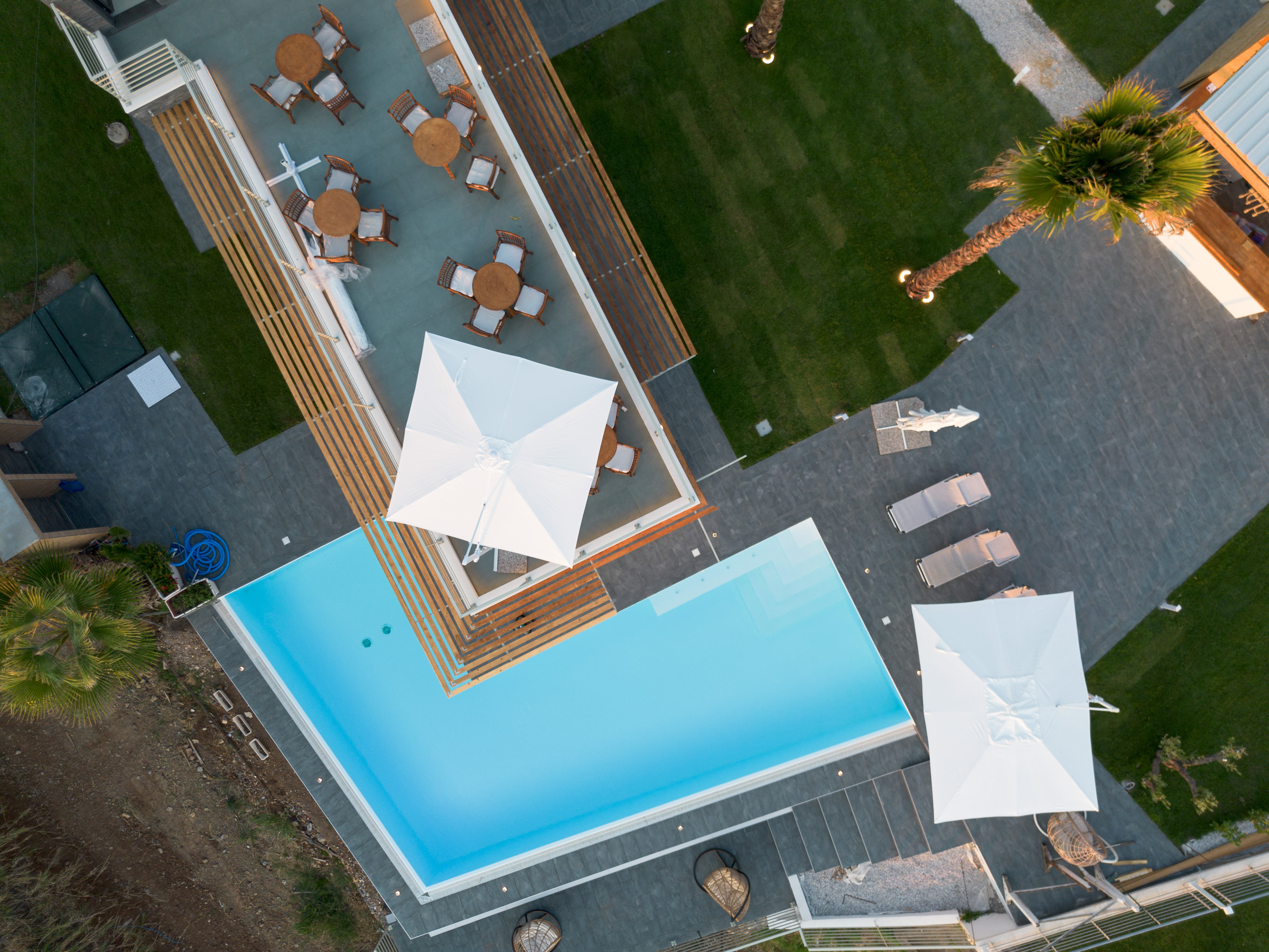 Vista Aerea Piscina e Terrazza